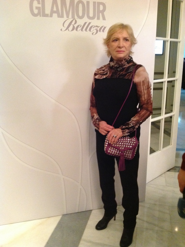 	Dra Silvestre en la entrega de premios Glamour belleza 2013
